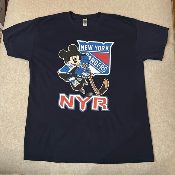 Disney gildan men’s size large Navy blue Mickey New York Rangers T-shirt. - Picture 1 of 4